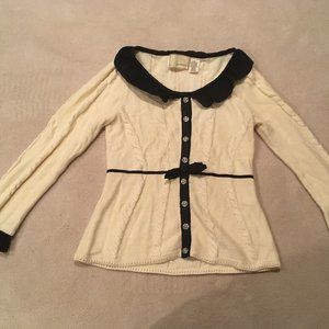 Vintage Guinevere Cream Sweater With Black Detail